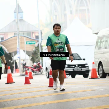 Runner Photo 8589312