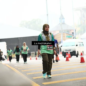 Runner Photo 8589315