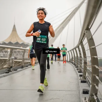 Runner Photo 8589318