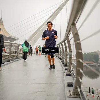 Runner Photo 8589320