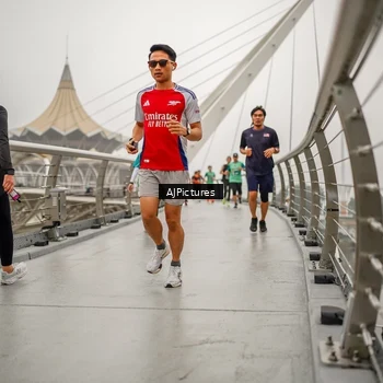 Runner Photo 8589329