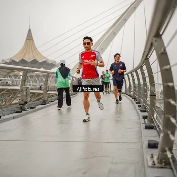 Runner Photo 8589334