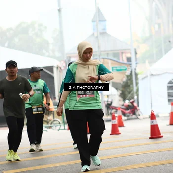 Runner Photo 8589343