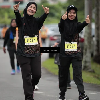 Runner Photo 8589376