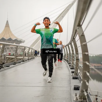Runner Photo 8589377