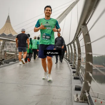 Runner Photo 8589406