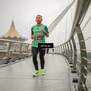 Runner Photo 8589422