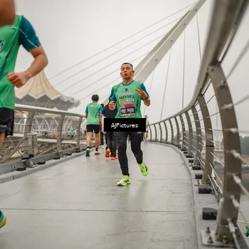 Runner Photo 8589427
