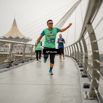 Runner Photo 8589458