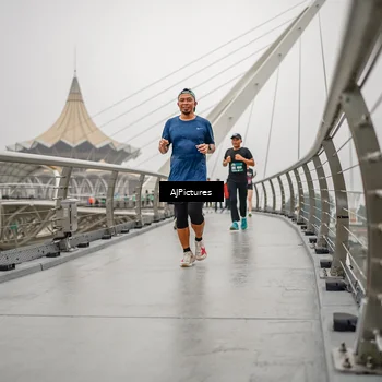 Runner Photo 8589460