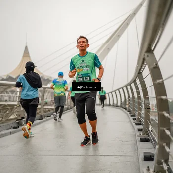 Runner Photo 8589470