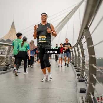 Runner Photo 8589477