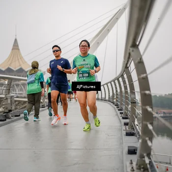 Runner Photo 8589498