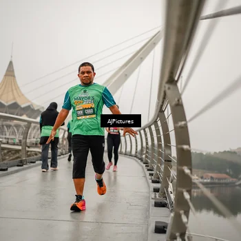 Runner Photo 8589519