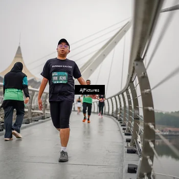 Runner Photo 8589523