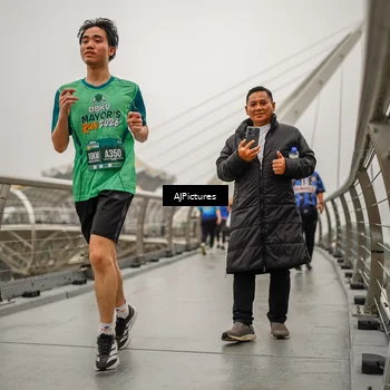 Runner Photo 8589524