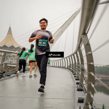 Runner Photo 8589533