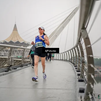 Runner Photo 8589542