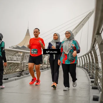 Runner Photo 8589544