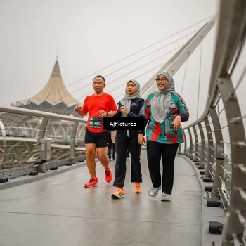 Runner Photo 8589550