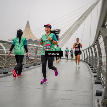 Runner Photo 8589564