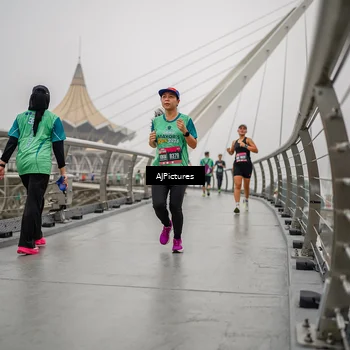 Runner Photo 8589571