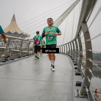 Runner Photo 8589583