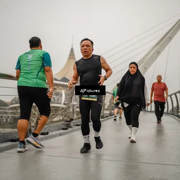 Runner Photo 8589610