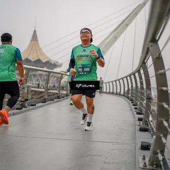 Runner Photo 8589615