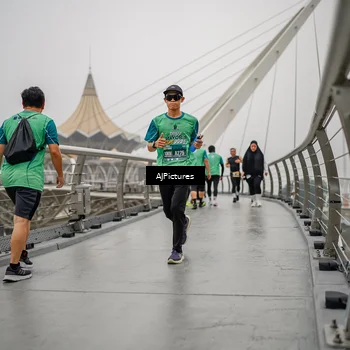 Runner Photo 8589621