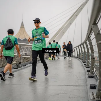Runner Photo 8589625