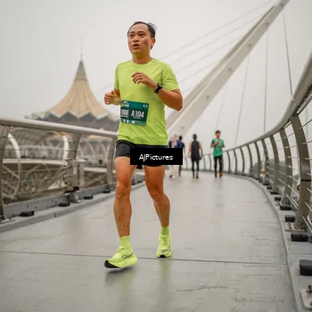 Runner Photo 8589631