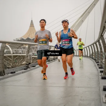 Runner Photo 8589642