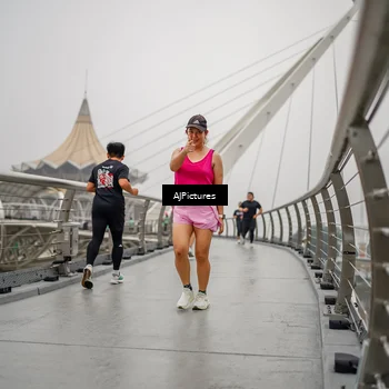 Runner Photo 8589661