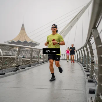 Runner Photo 8589674
