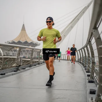 Runner Photo 8589675