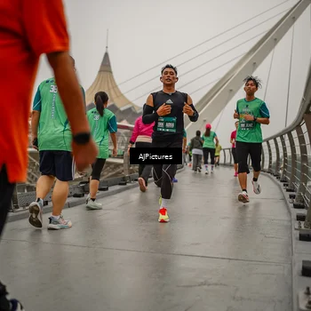 Runner Photo 8589689