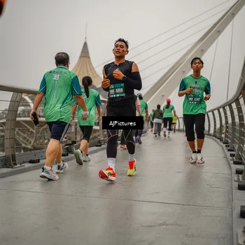 Runner Photo 8589702