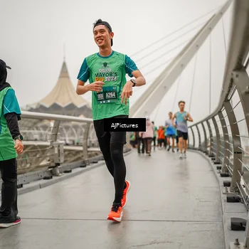 Runner Photo 8589711