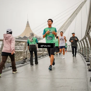 Runner Photo 8589714