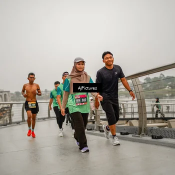 Runner Photo 8589725