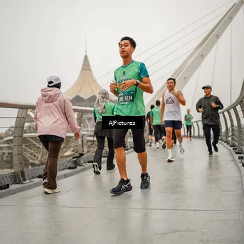 Runner Photo 8589729