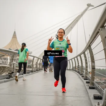 Runner Photo 8589735