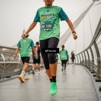 Runner Photo 8589750