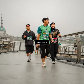 Runner Photo 8589758
