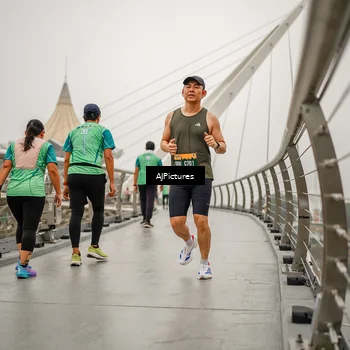 Runner Photo 8589765