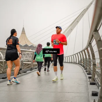 Runner Photo 8589776