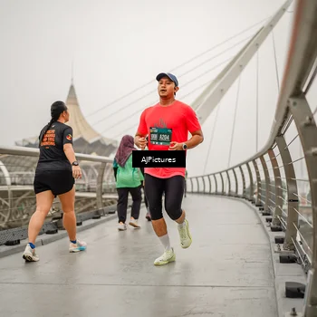 Runner Photo 8589777