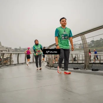 Runner Photo 8589813