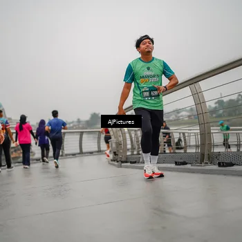 Runner Photo 8589835
